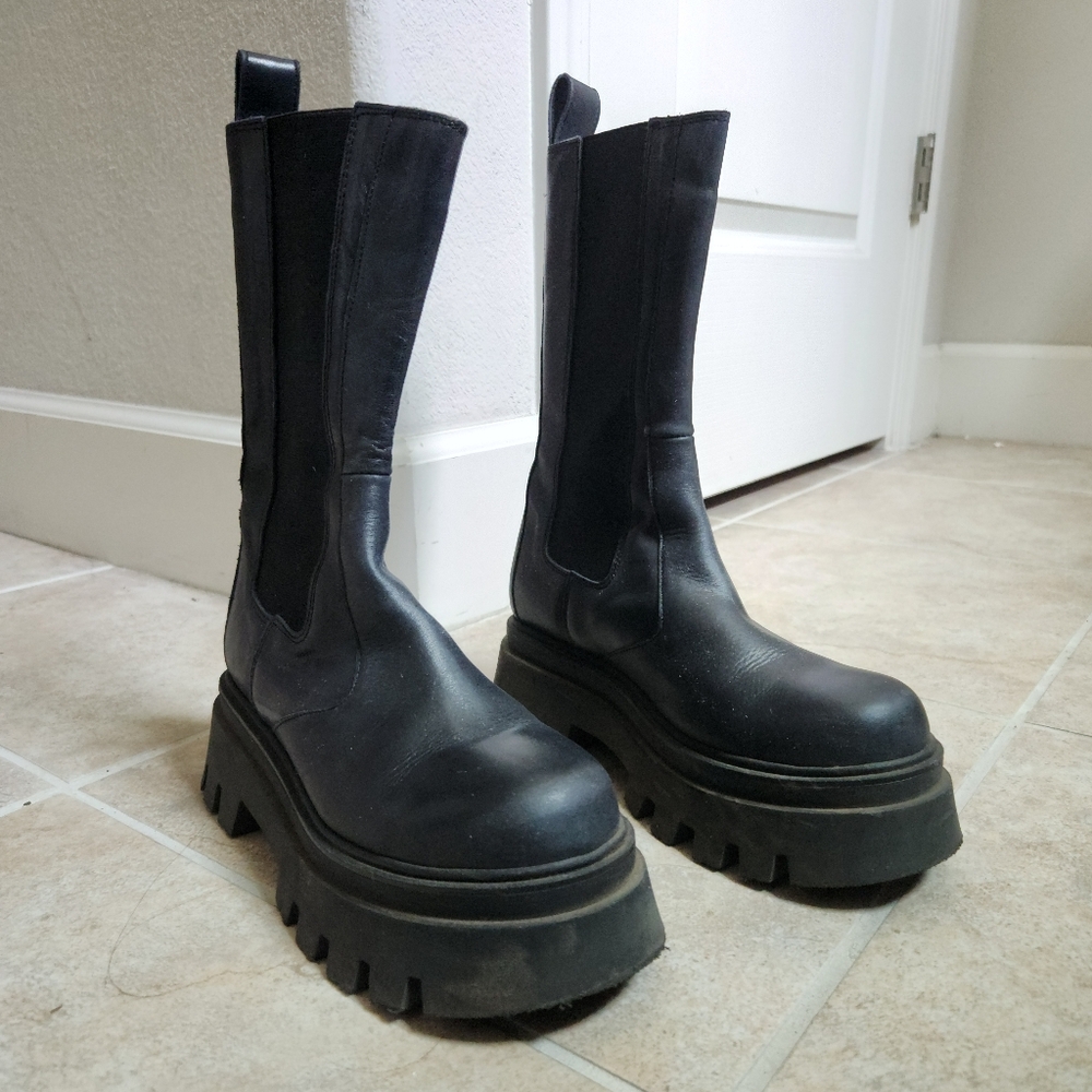 🌸 ALOHAS | All Rounder Boots, Black, Sz 6